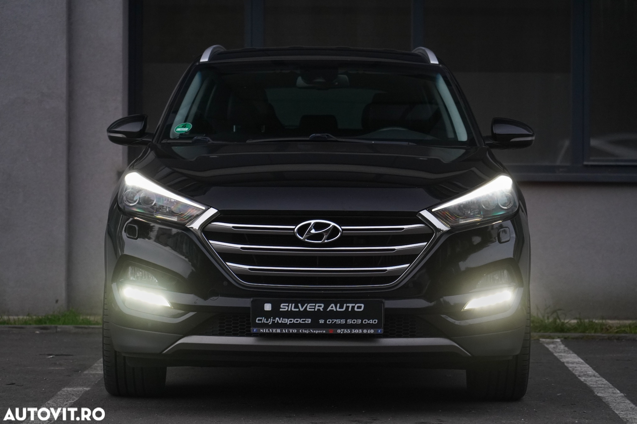 Hyundai Tucson 2.0 CRDI 4WD 6MT Luxury Pack+ - 17