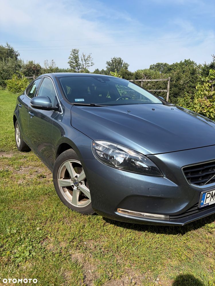 Volvo V40 - 16
