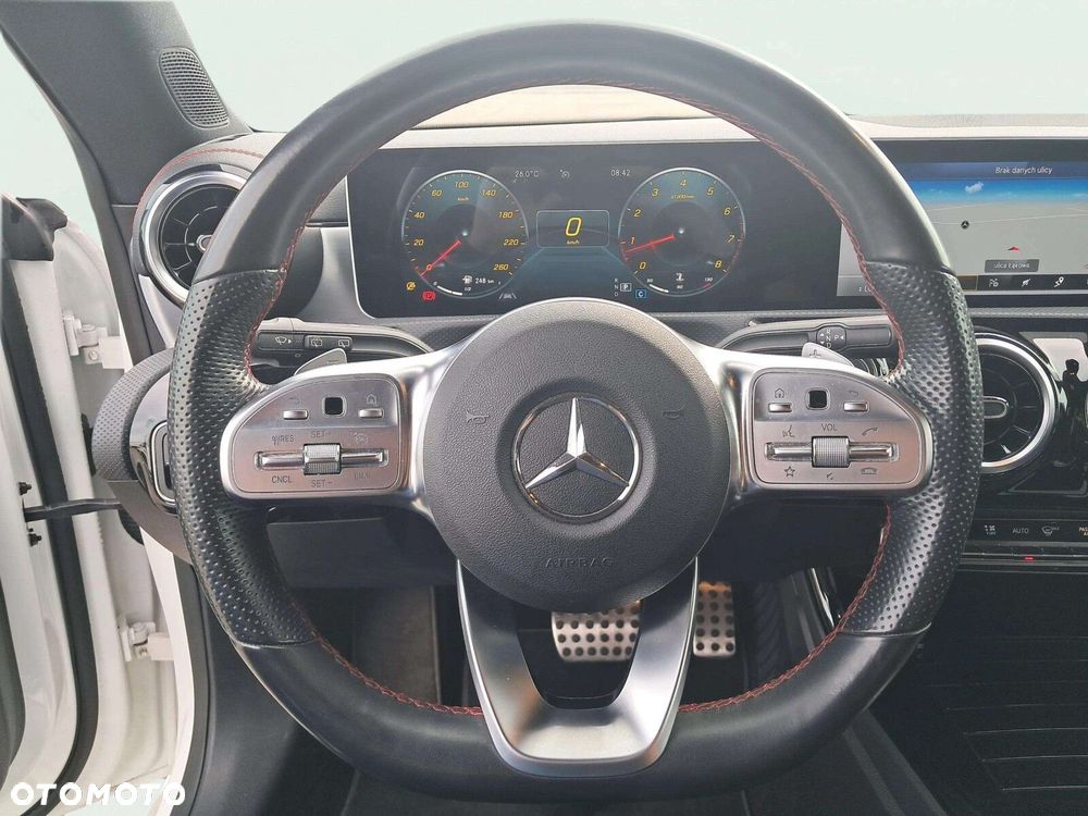 Mercedes-Benz CLA 220 AMG Line 7G-DCT - 10