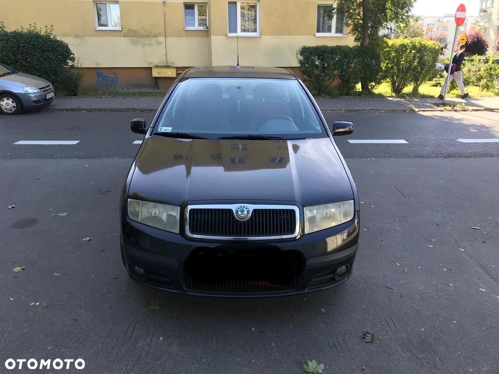 Skoda Fabia 1.4 16V Classic + - 11