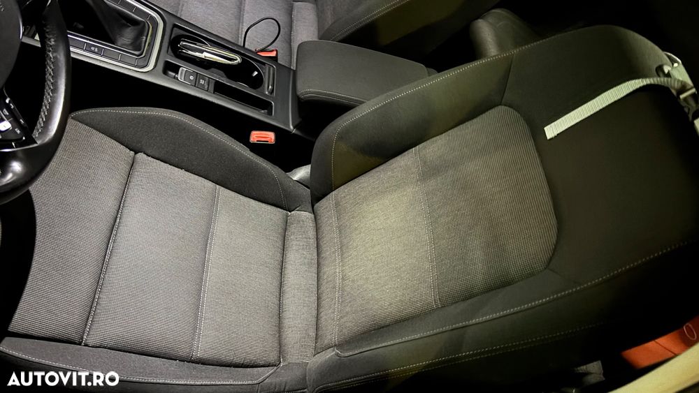 Volkswagen Passat Variant 2.0 TDI Highline - 13