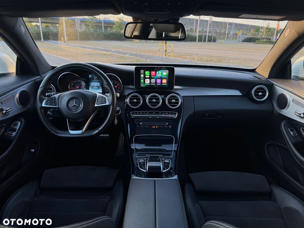 Mercedes-Benz Klasa C 200 4-Matic 9G-Tronic - 19