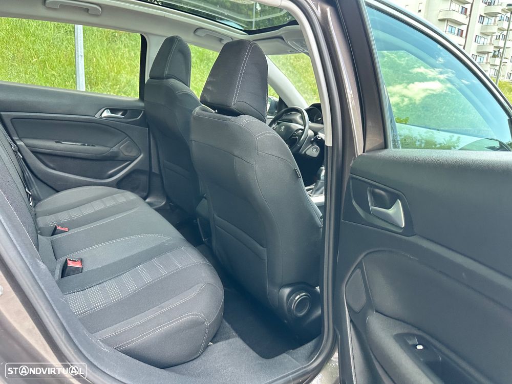Peugeot 308 BlueHDi FAP 120 EAT6 Stop & Start Allure - 28
