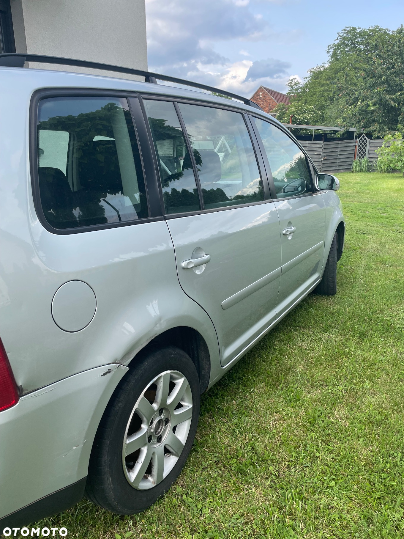 Volkswagen Touran 2.0 TDI Trendline - 6