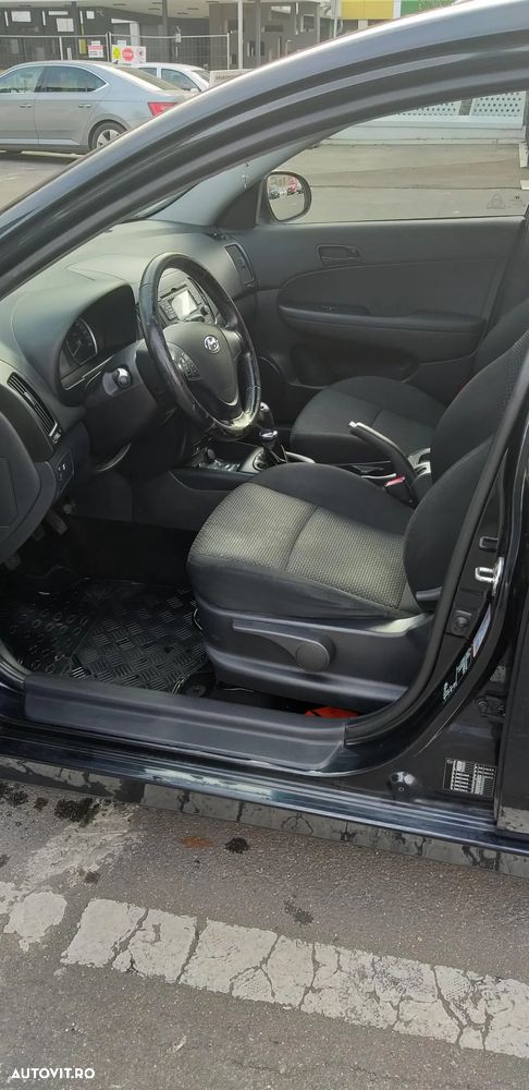 Hyundai i30 i30cw 1.6 Classic - 7