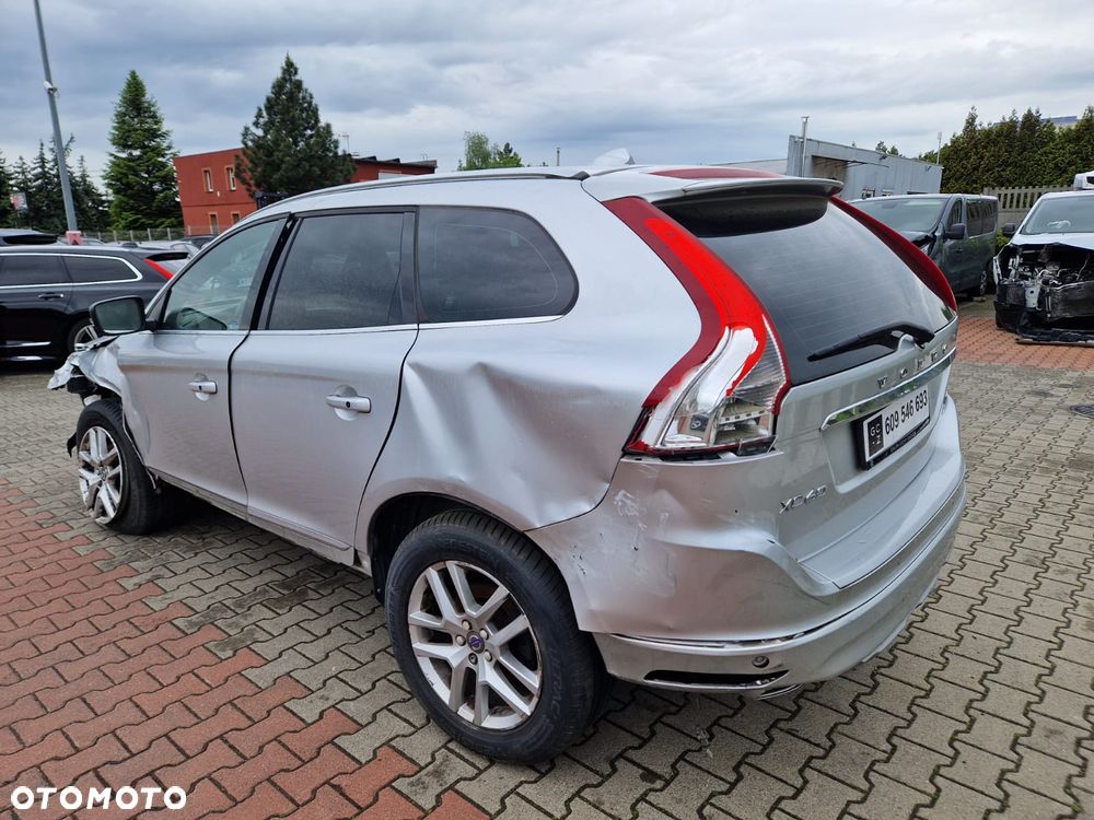 Volvo XC 60 D4 AWD Summum - 6
