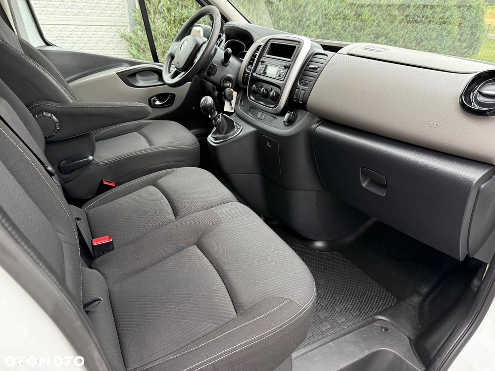 Renault Trafic - 18