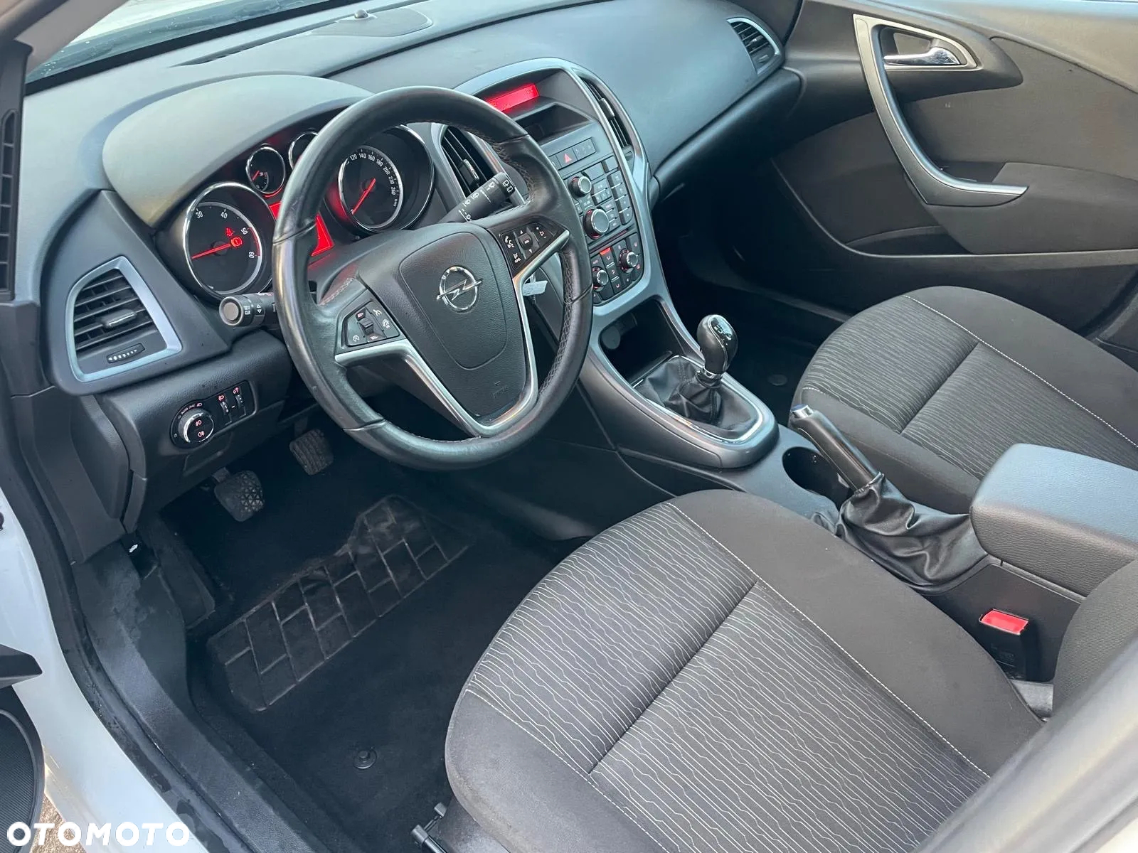 Opel Astra 1.7 CDTI DPF Active - 9