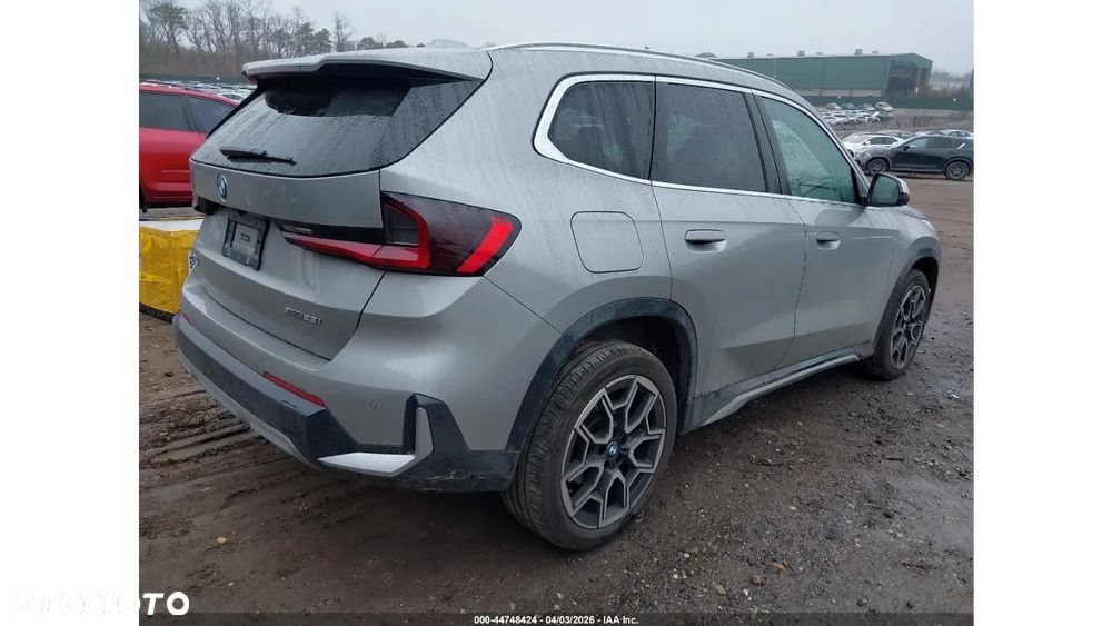 BMW X1 - 6