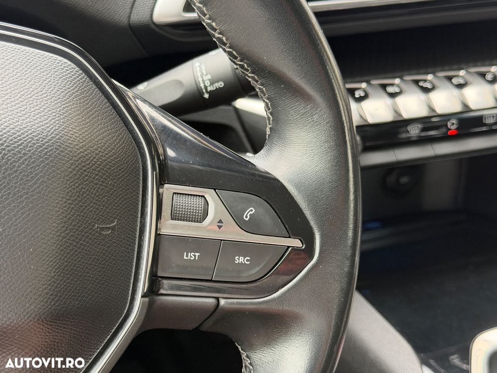 Peugeot 3008 PureTech 130 Stop & Start GPF EAT8 Active Business-Paket - 25