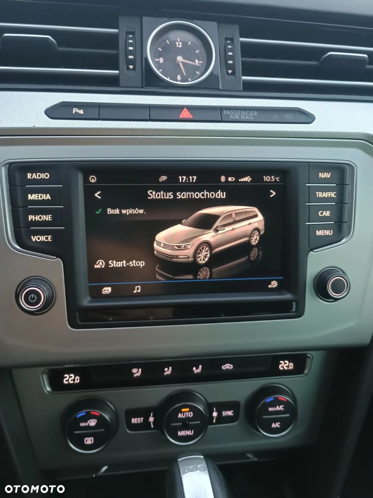 Volkswagen Passat 1.6 TDI SCR DSG Business - 22