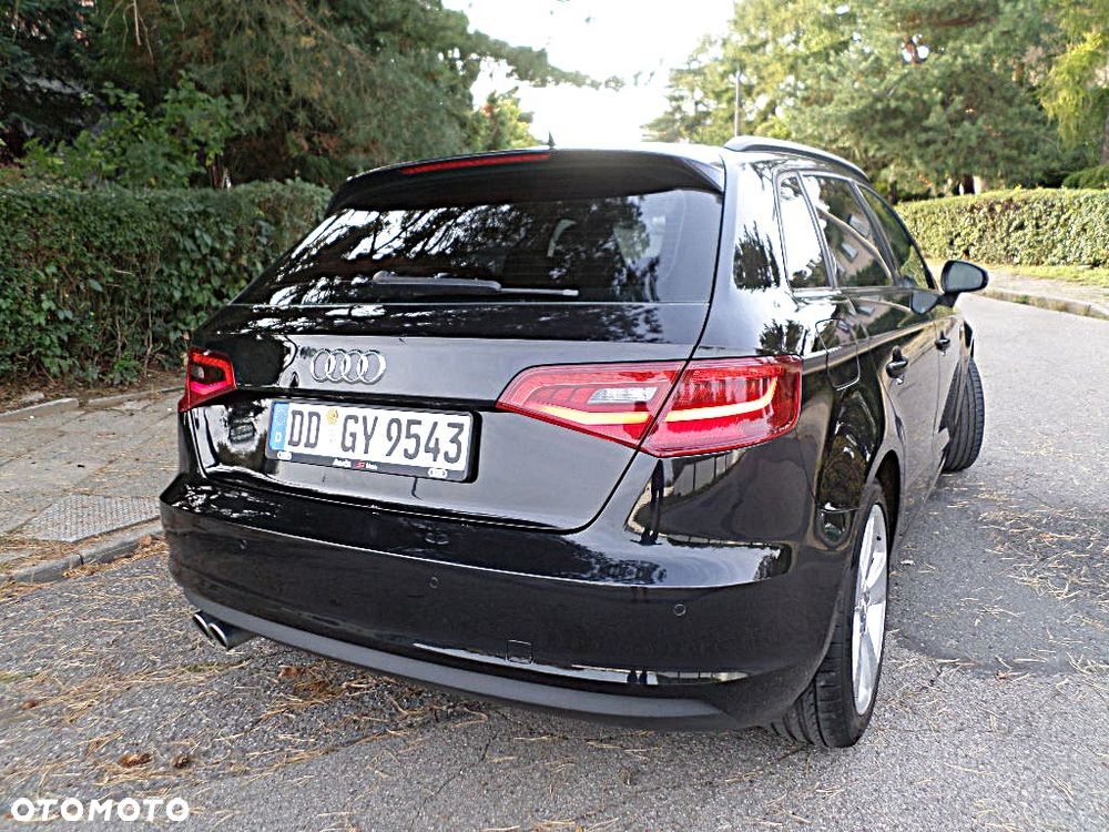 Audi A3 Sportback 2.0 TDI (clean diesel) S line Sportpaket - 4