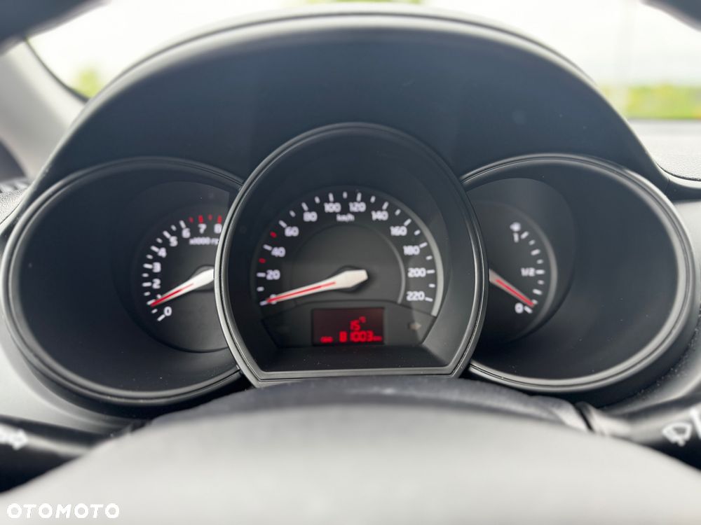 Kia Rio 1.2 Edition 7 - 17