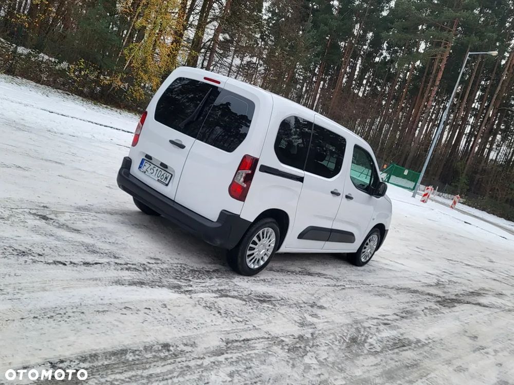 Toyota Proace City Verso 1.2 Turbo L1 Combi - 8