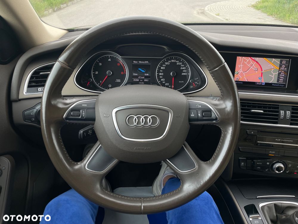 Audi A4 - 8