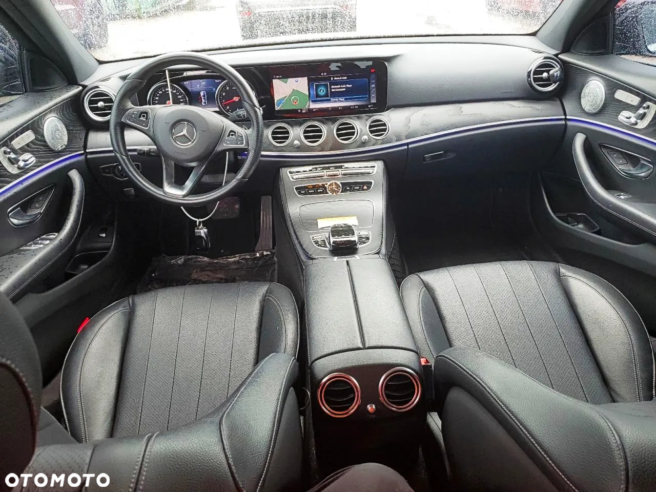 Mercedes-Benz Klasa E 300 9G-TRONIC - 8