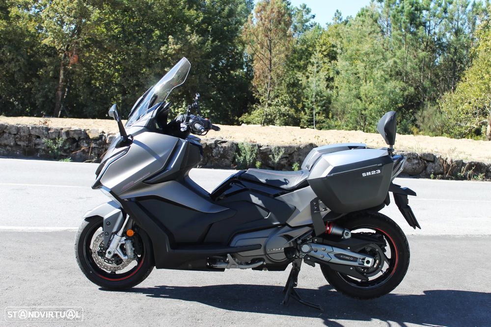 Kymco AK Premium - 16