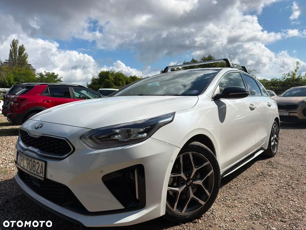 Kia ProCeed - 1