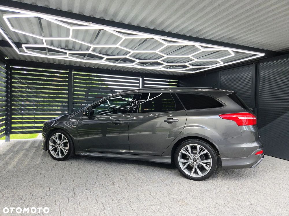 Ford Focus - 5