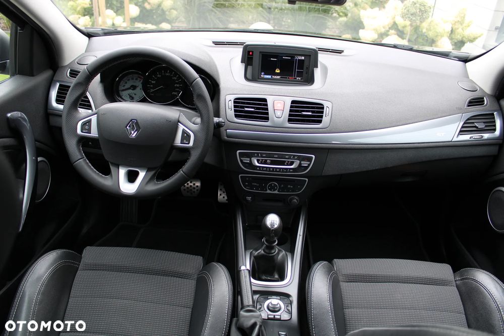 Renault Megane TCe 180 GT - 7