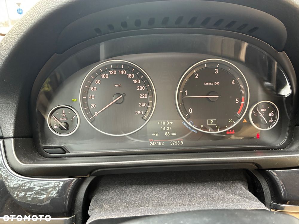 BMW Seria 5 520d Sport-Aut - 3