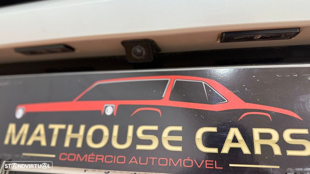 Peugeot 208 1.2 PureTech GT Line - 24