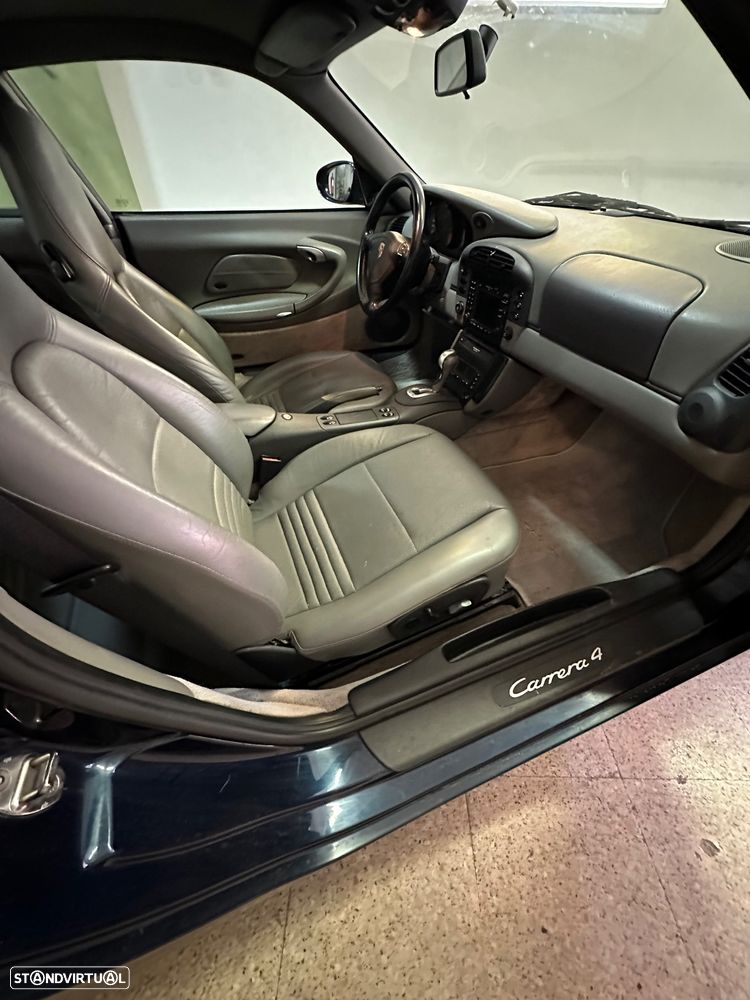 Porsche 911 (996) - 20