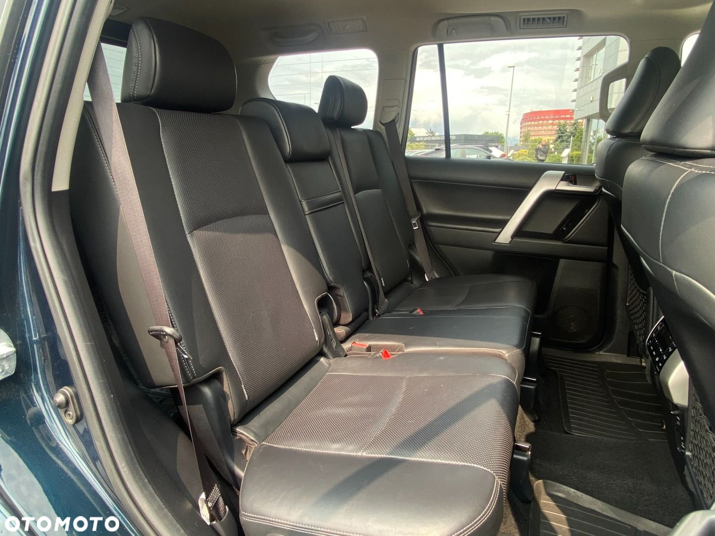 Toyota Land Cruiser LC 2.8 D-4D Executive - 14
