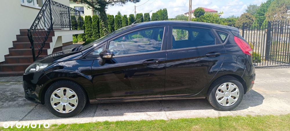Ford Fiesta - 4