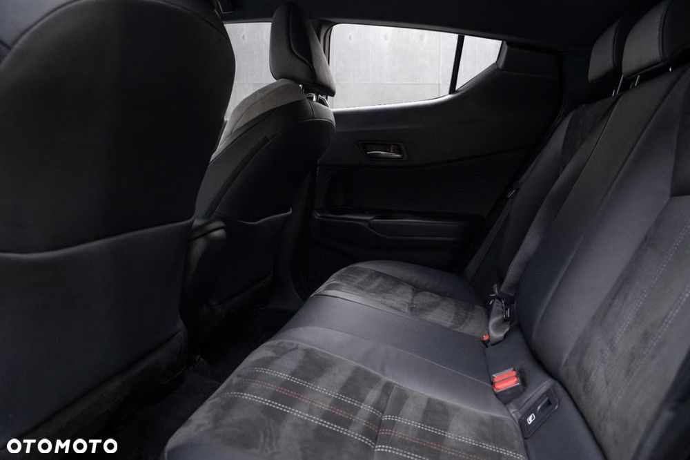 Toyota C-HR Lounge - 17