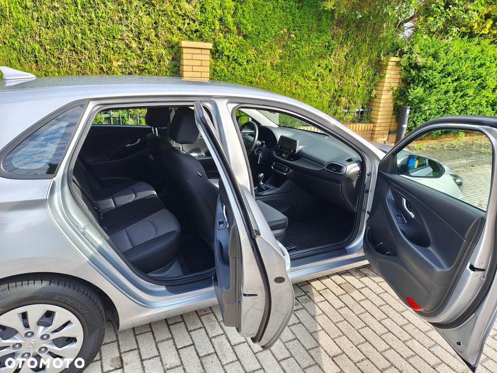 Hyundai i30 1.5 DPI Modern - 12