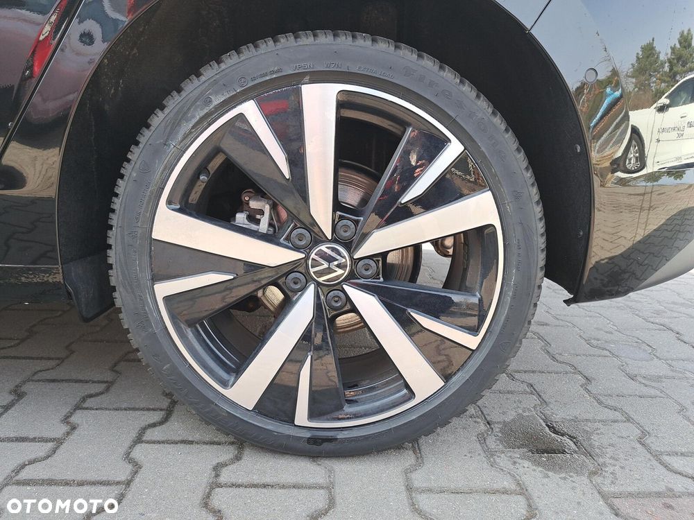 Volkswagen Golf - 18