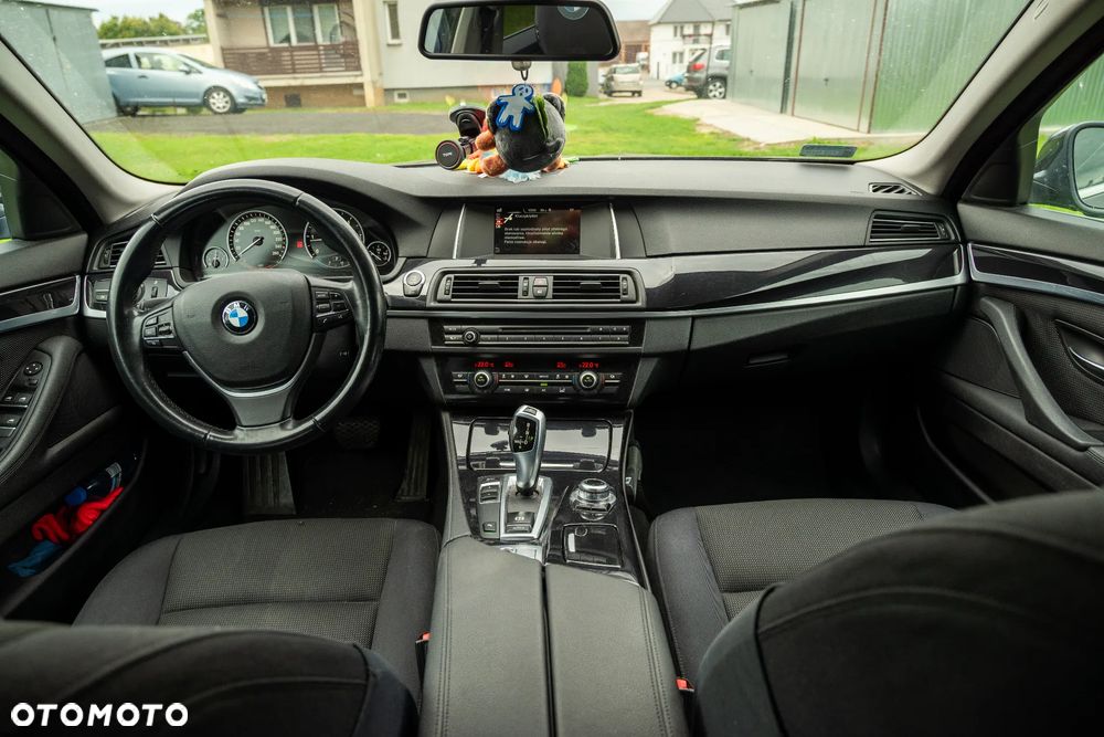 BMW Seria 5 520d Efficient Dynamics Edition - 9