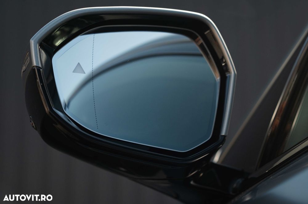 BMW Seria 5 520i AT MHEV - 14