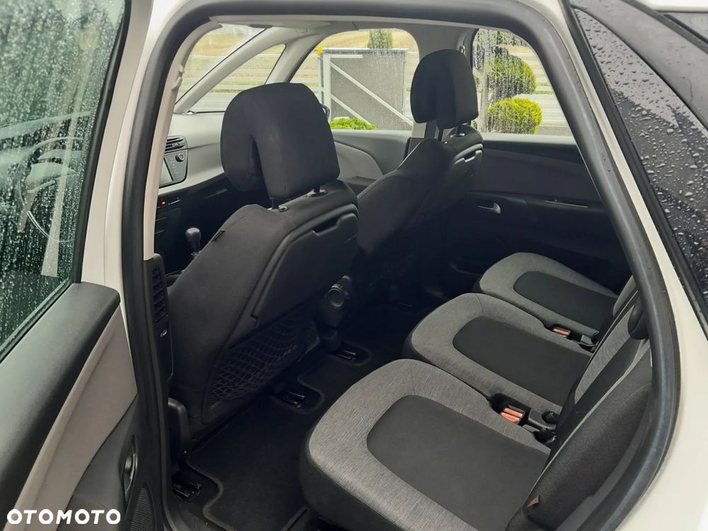 Citroën C4 Picasso - 10