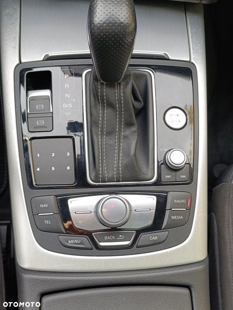 Audi A6 Avant 3.0 TDI quattro S tronic - 22