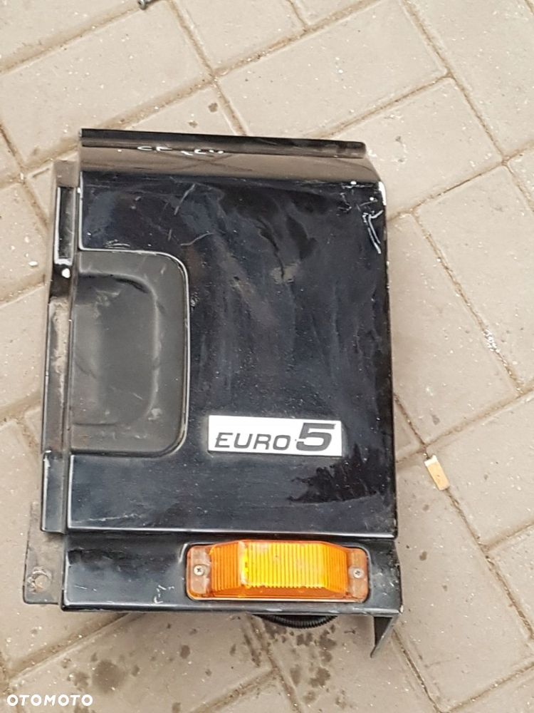 DAF 65 75 85 CF Przedłużenie kabiny stopnicy nadkole LEWE KRÓTKA KABINA - 1