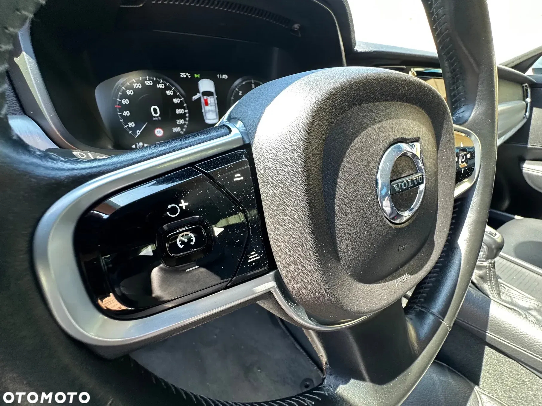 Volvo S90 D4 Geartronic Momentum Pro - 31