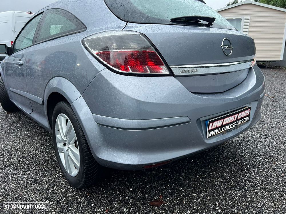 Opel Astra GTC 1.3 CDTi - 22