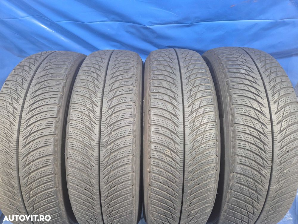 215/65/17 99h Michelin - 2