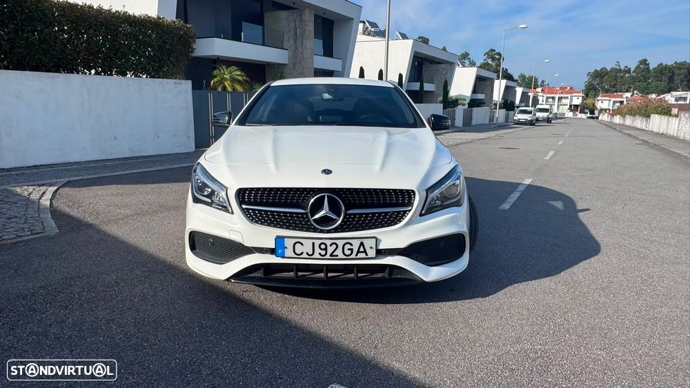 Mercedes-Benz CLA 180 AMG Line - 8