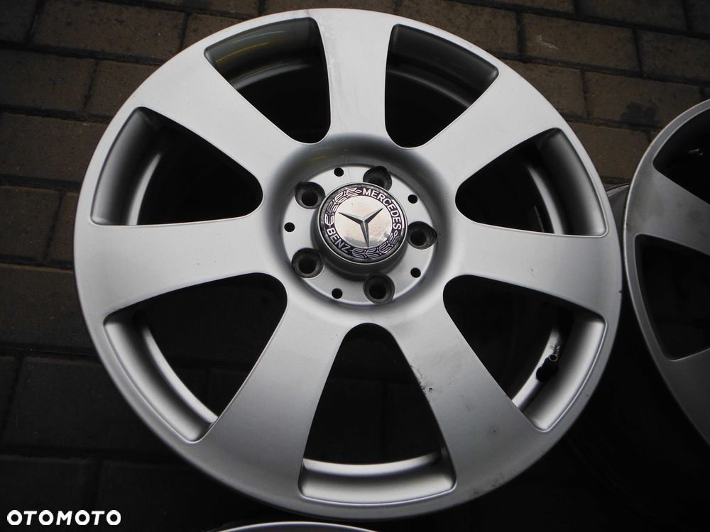 Felgi Aluminiowe Mercedes 17 5x112 7,5j et47,5 - 2