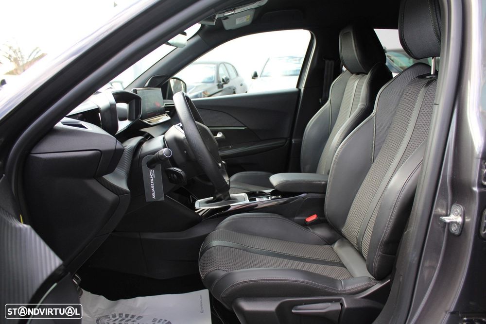 Peugeot 2008 1.2 PureTech GT - 10