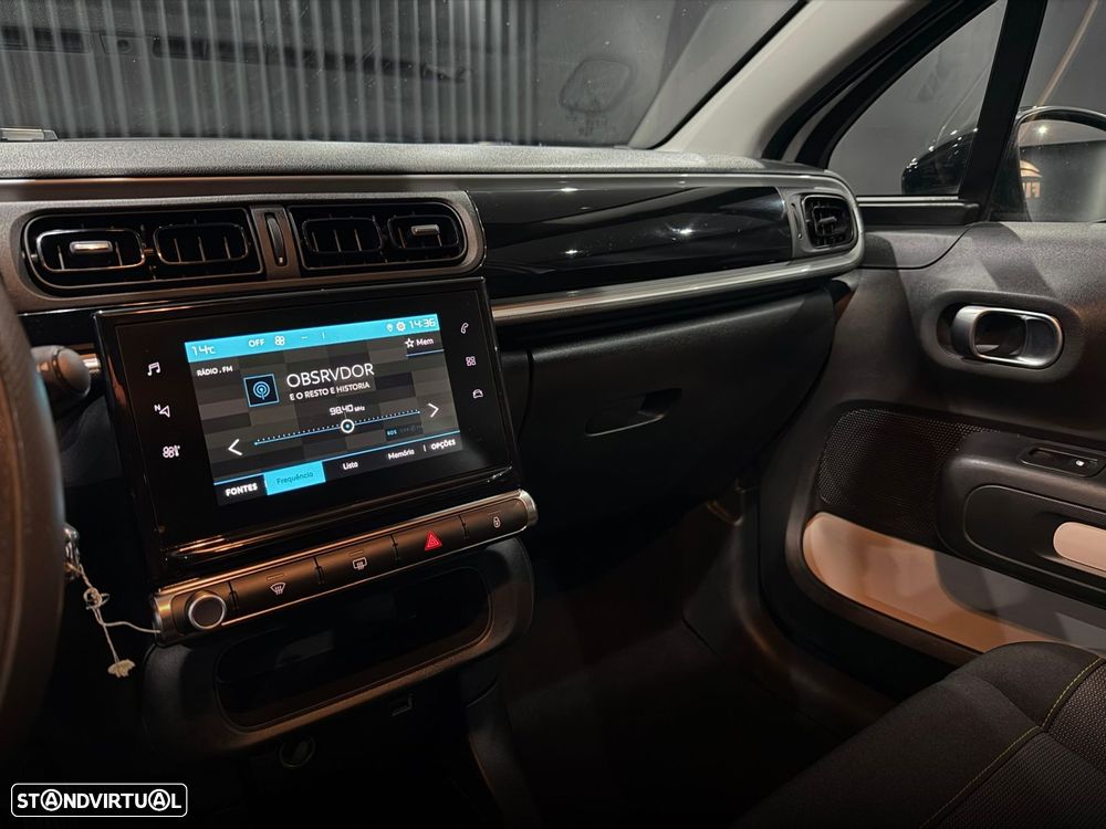 Citroën C3 1.2 PureTech Shine - 15