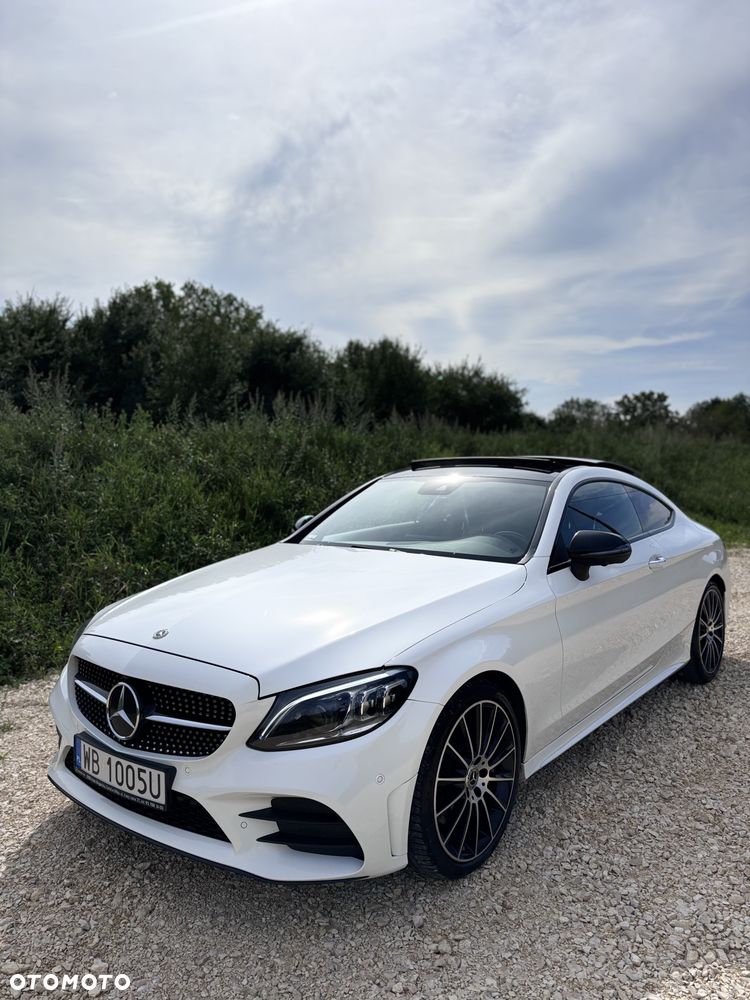 Mercedes-Benz Klasa C 300 4MATIC 9G-TRONIC - 11