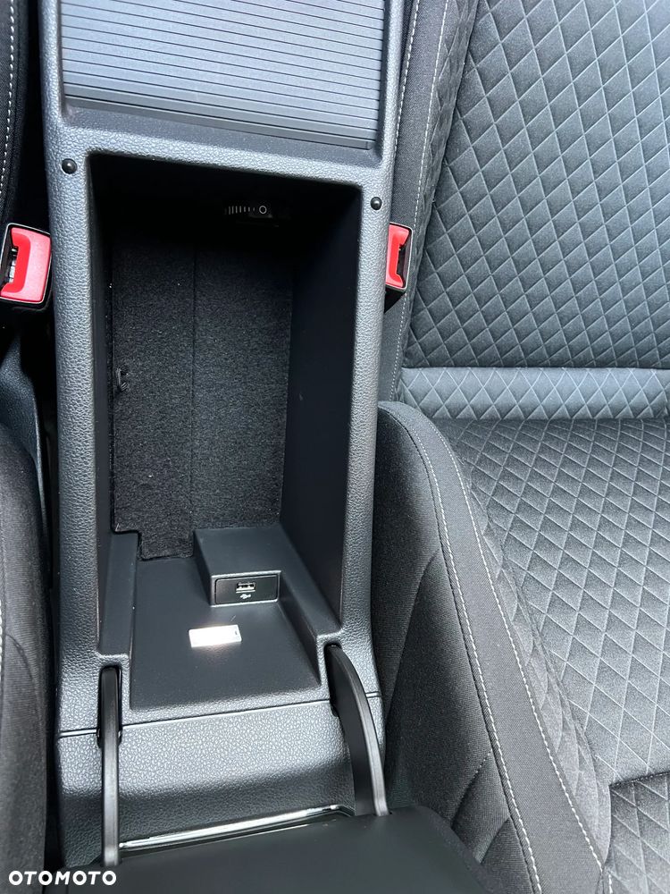 Skoda Superb 1.5 TSI Ambition DSG - 24