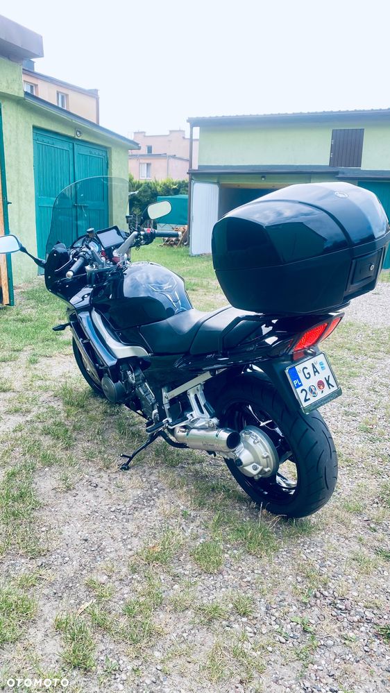 Yamaha FJR - 4