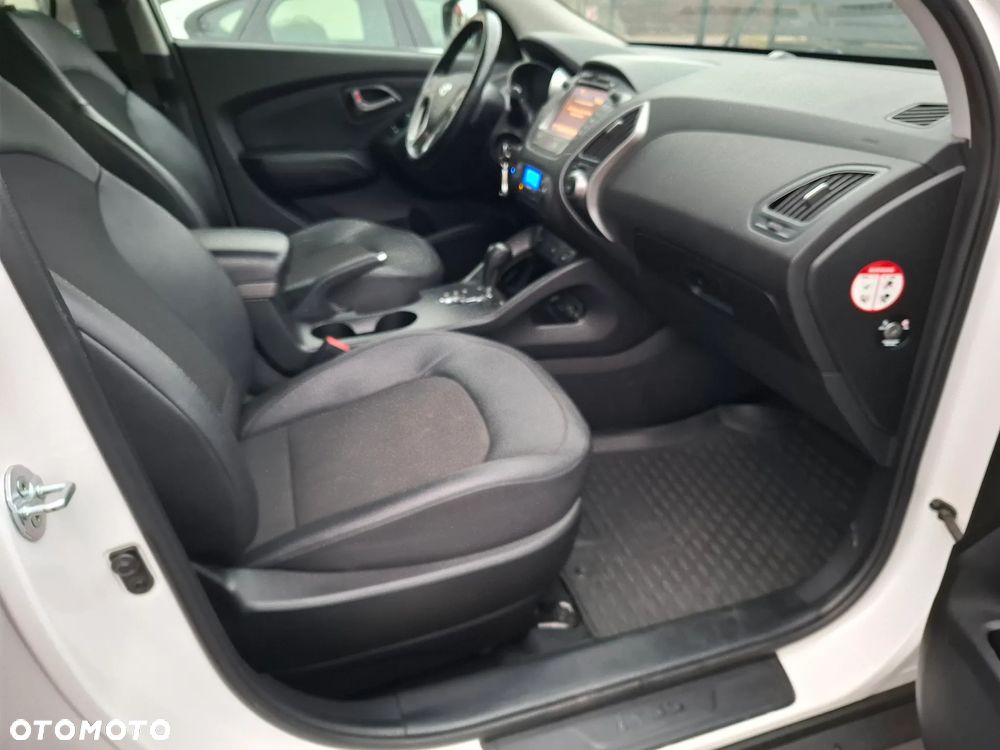 Hyundai ix35 2.0 2WD Automatik Trend - 24