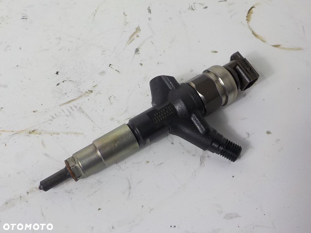 SUBARU FORESTER III SH LEGACY V 2.0D WTRYSKIWACZ 16613AA030 - 1