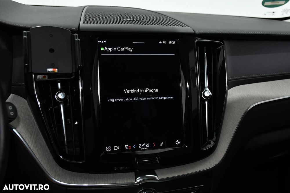 Volvo XC 60 T6 AWD Recharge Geartronic Inscription - 19